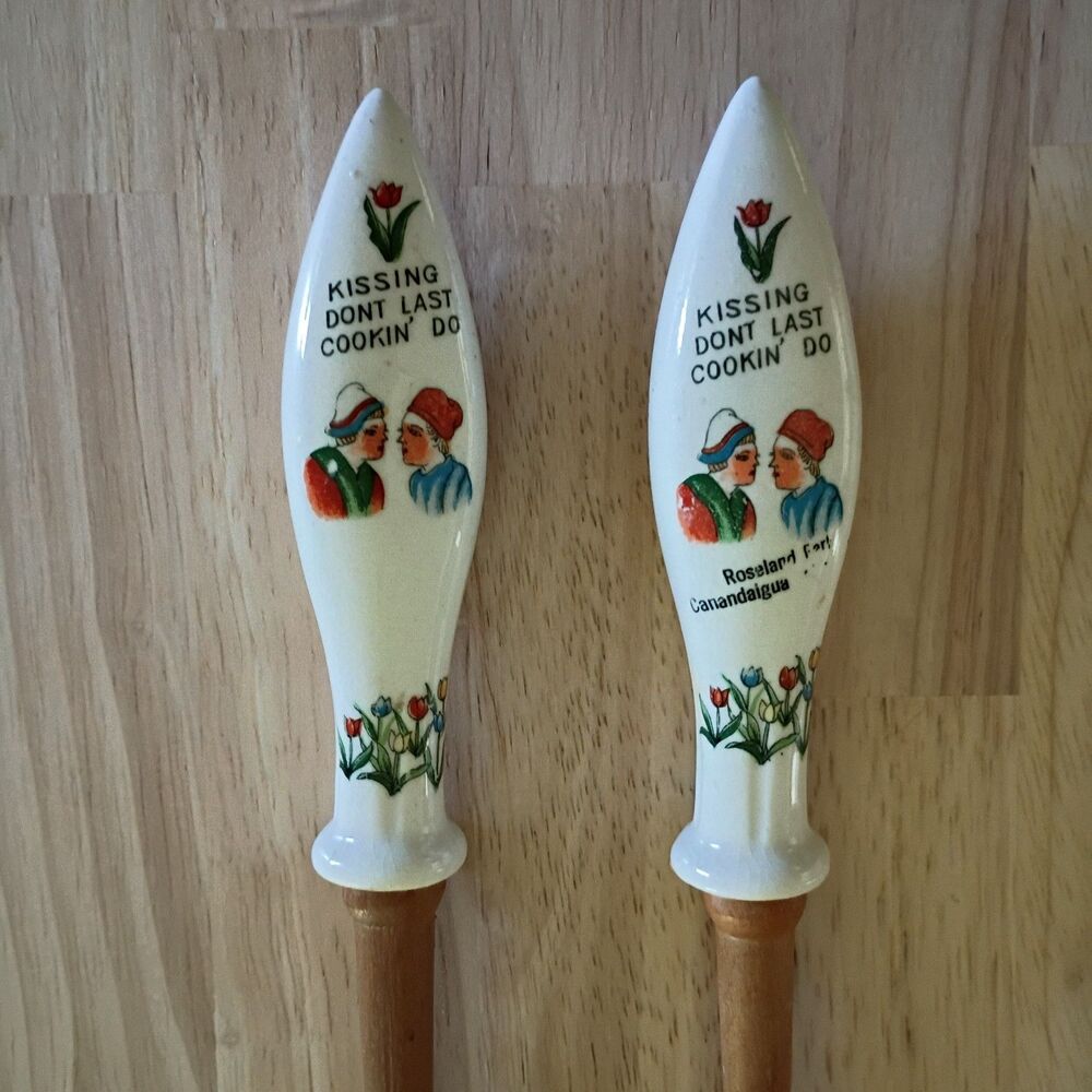 Roseland Park NY Vintage Wood and Porcelain Fork & Spoon Salad Serving Set - Picture 2 of 5